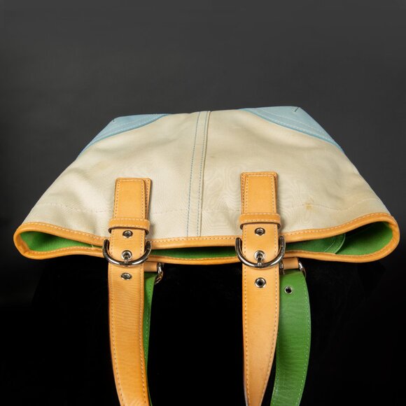 COACH Hampton Soho Canvas Tote Bag Cream - Picture 8 of 16